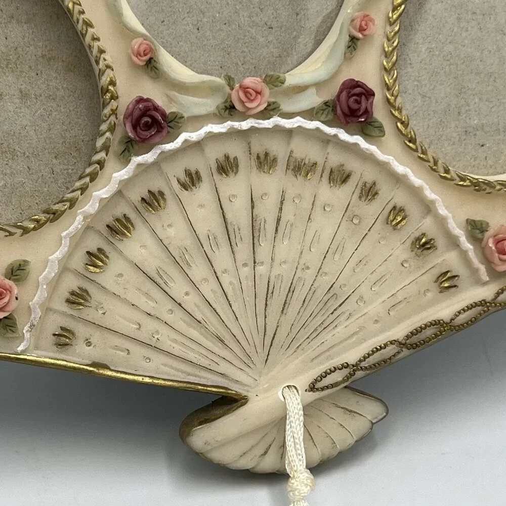 Dezine Victorian Style 3 Photo Picture Frame Hand Fan Shaped Boudoir Vanity 90s